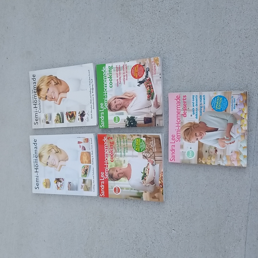 Sandra's Lee Lot of 5 Cookbooks good condition